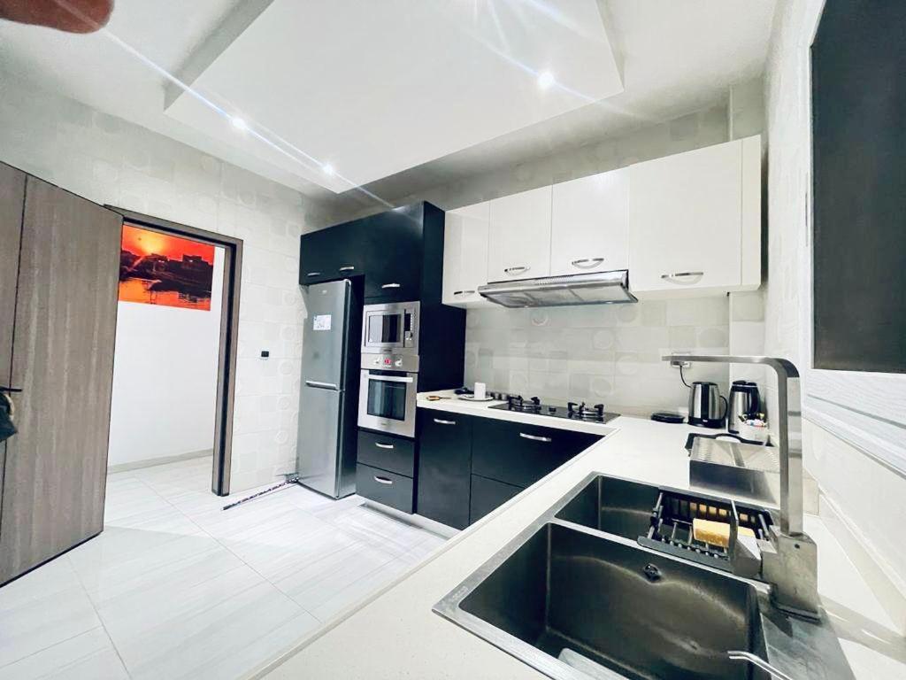 Beau Sejour Vip Apartment Dakar Exterior photo